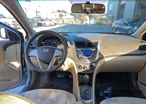 2013 Hyundai Accent Gls z USA, uszkodzony, nr VIN KMHCT4AE3DU517406